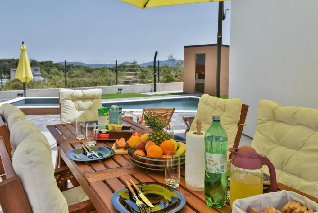 Villa Silente Sukosan Ngoại thất bức ảnh