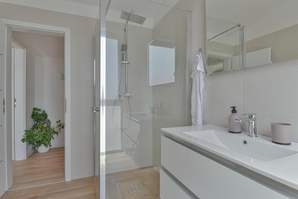 Villa Silente Sukosan Ngoại thất bức ảnh