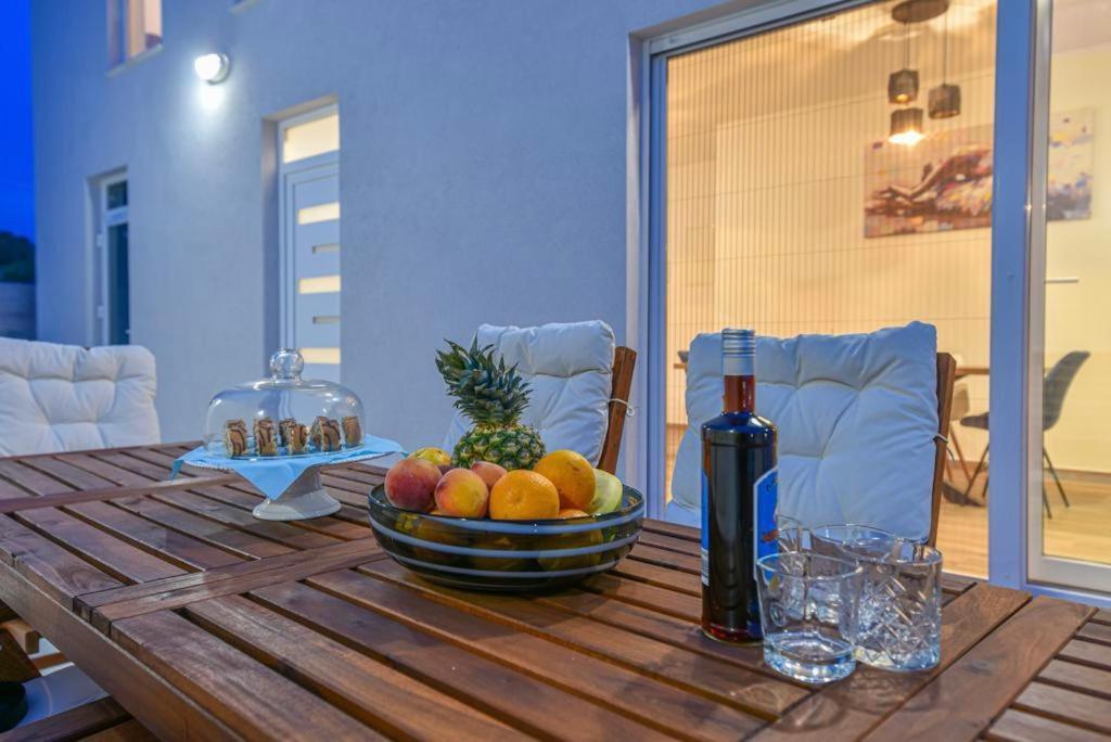 Villa Silente Sukosan Ngoại thất bức ảnh