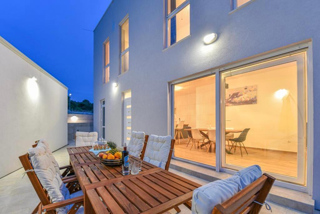 Villa Silente Sukosan Ngoại thất bức ảnh